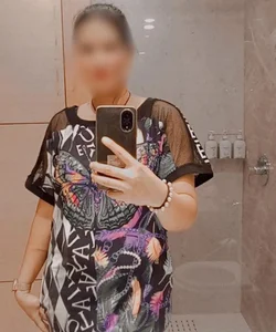 Call Girl Dhanbad Seema